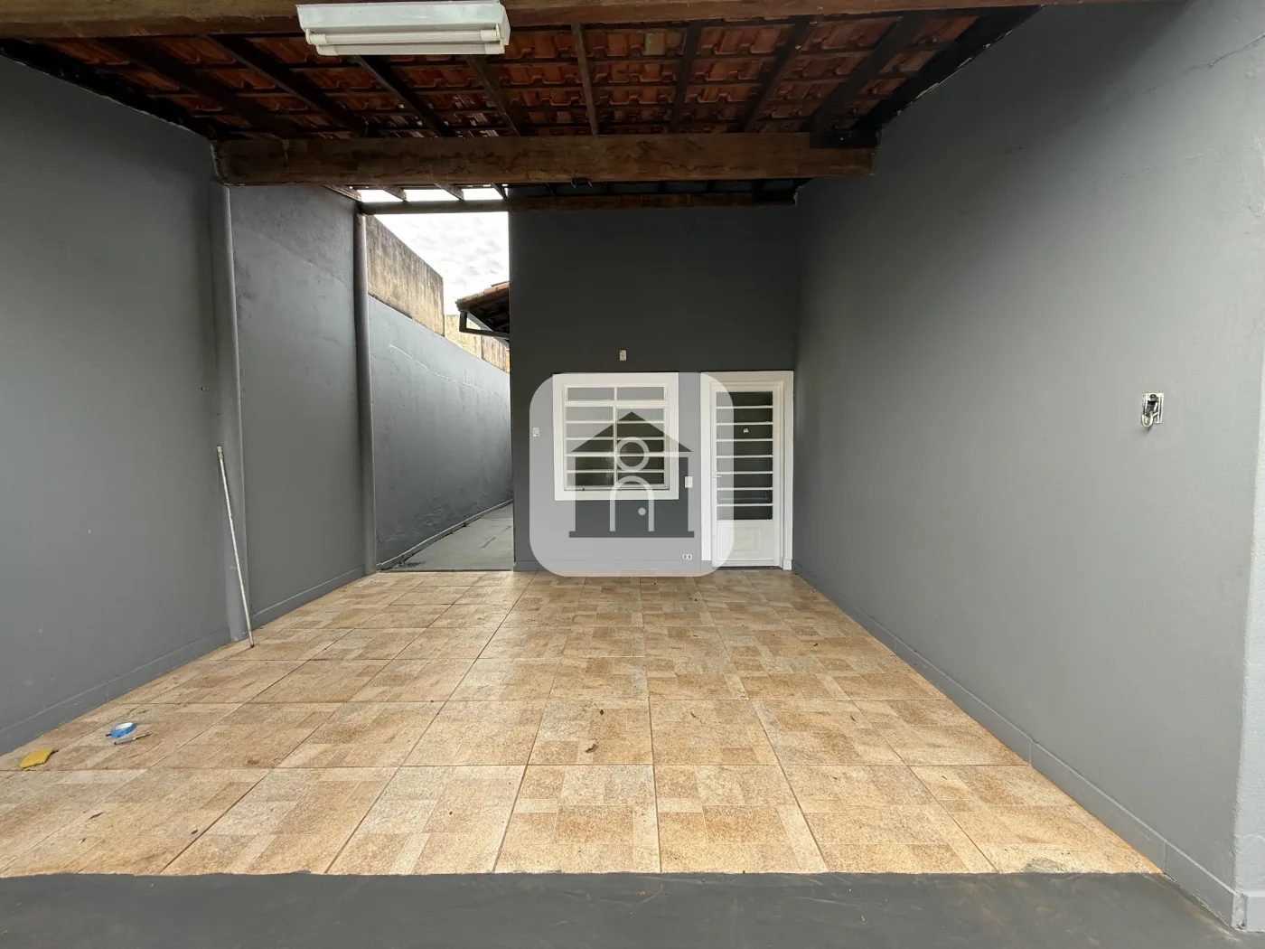 Alugar Casa / Padr&atilde;o em Uberl&acirc;ndia R$ 3.300,00 - Foto 4