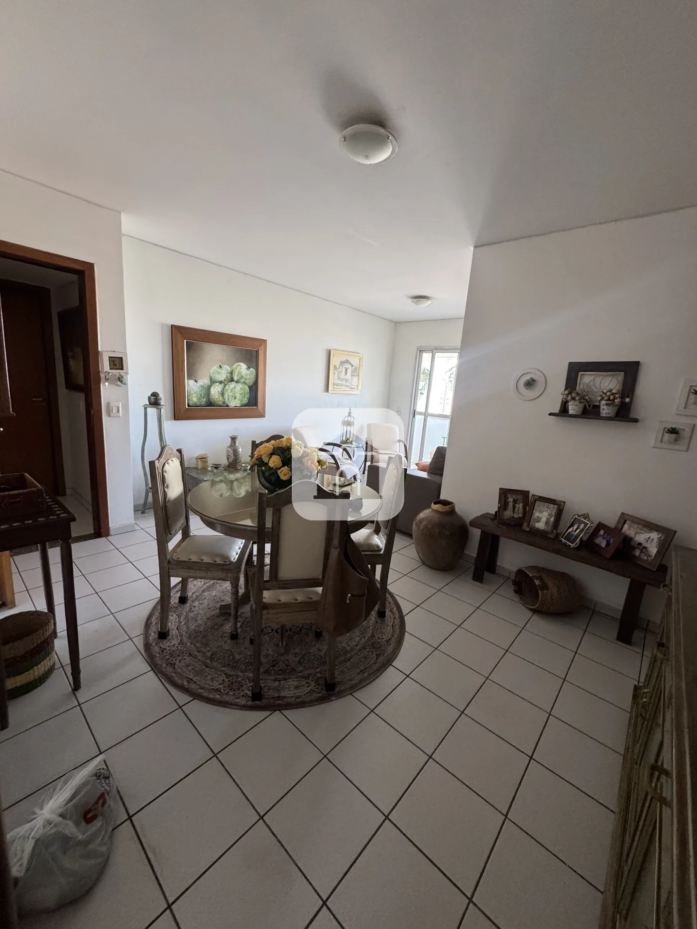 Comprar Apartamento / Padr&atilde;o em Uberlandia R$ 450.000,00 - Foto 2