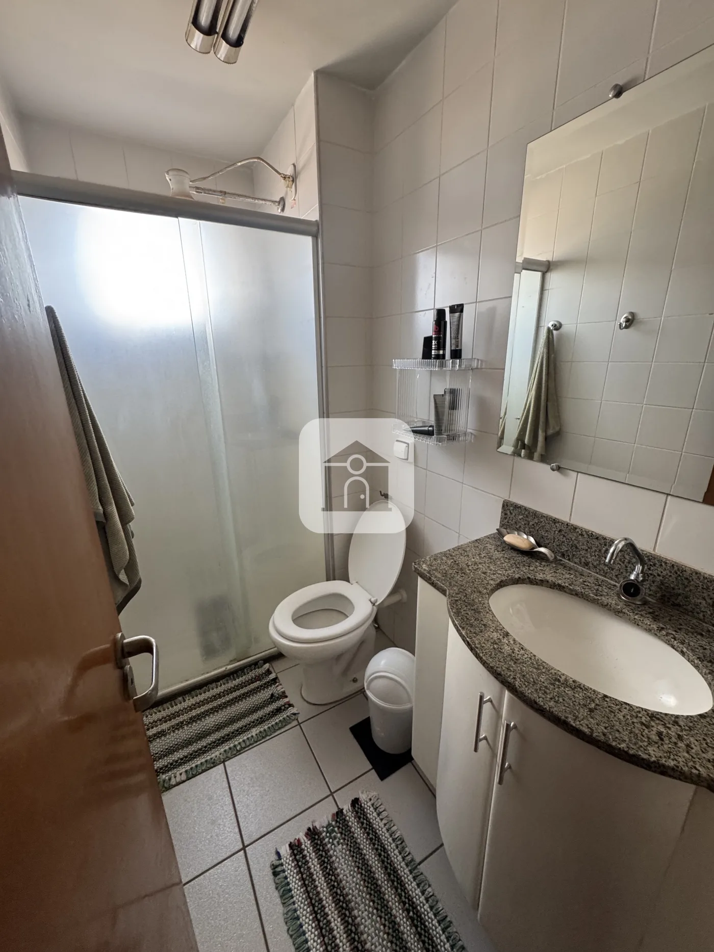 Comprar Apartamento / Padr&atilde;o em Uberlandia R$ 450.000,00 - Foto 15