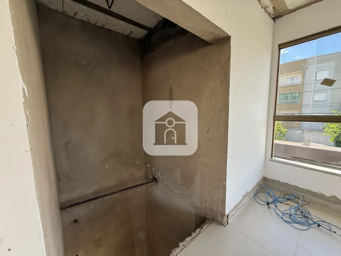 Alugar Comercial / Sala Comercial em Uberl&acirc;ndia R$ 5.000,00 - Foto 4