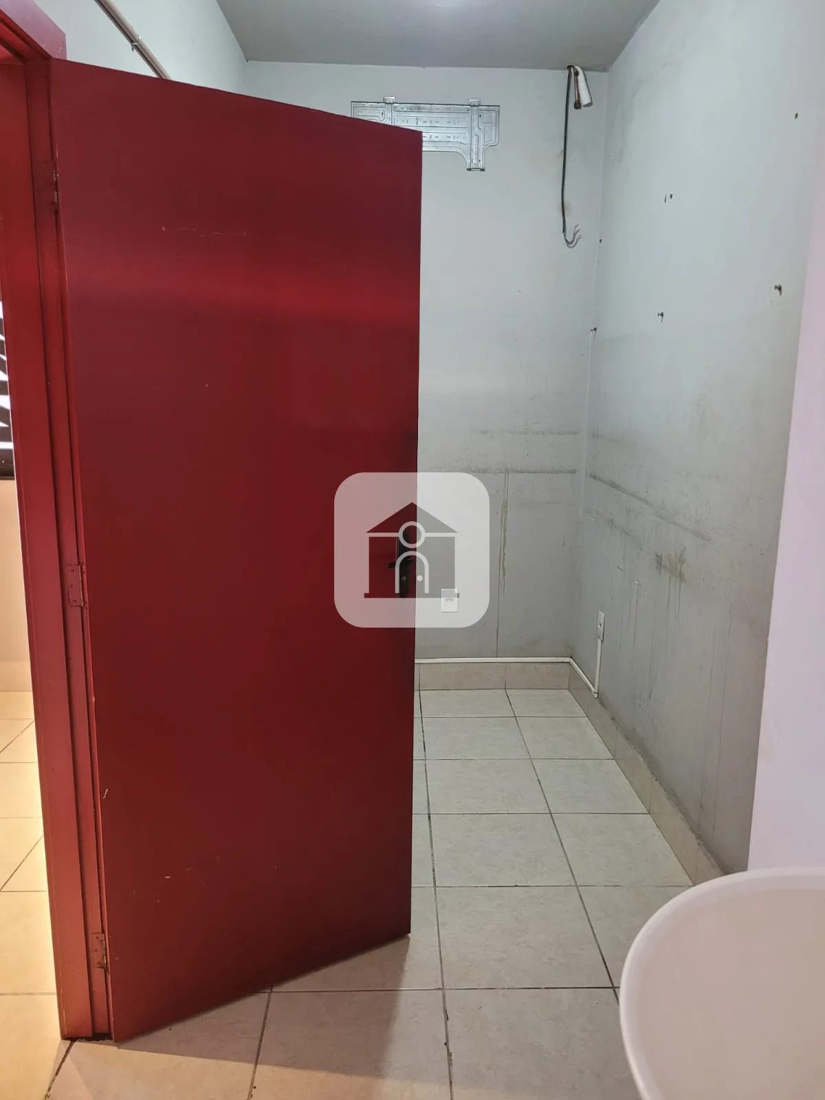 Alugar Comercial / Loja em Uberl&acirc;ndia R$ 2.500,00 - Foto 3