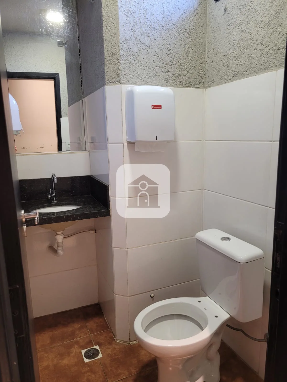 Alugar Comercial / Loja em Uberl&acirc;ndia R$ 2.500,00 - Foto 10