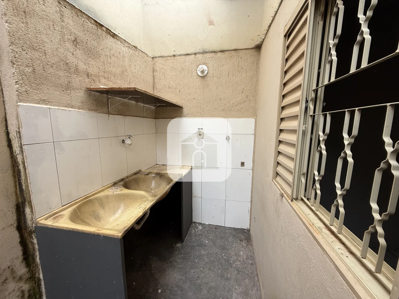 Alugar Casa / Padr&atilde;o em Uberl&acirc;ndia R$ 1.350,00 - Foto 9