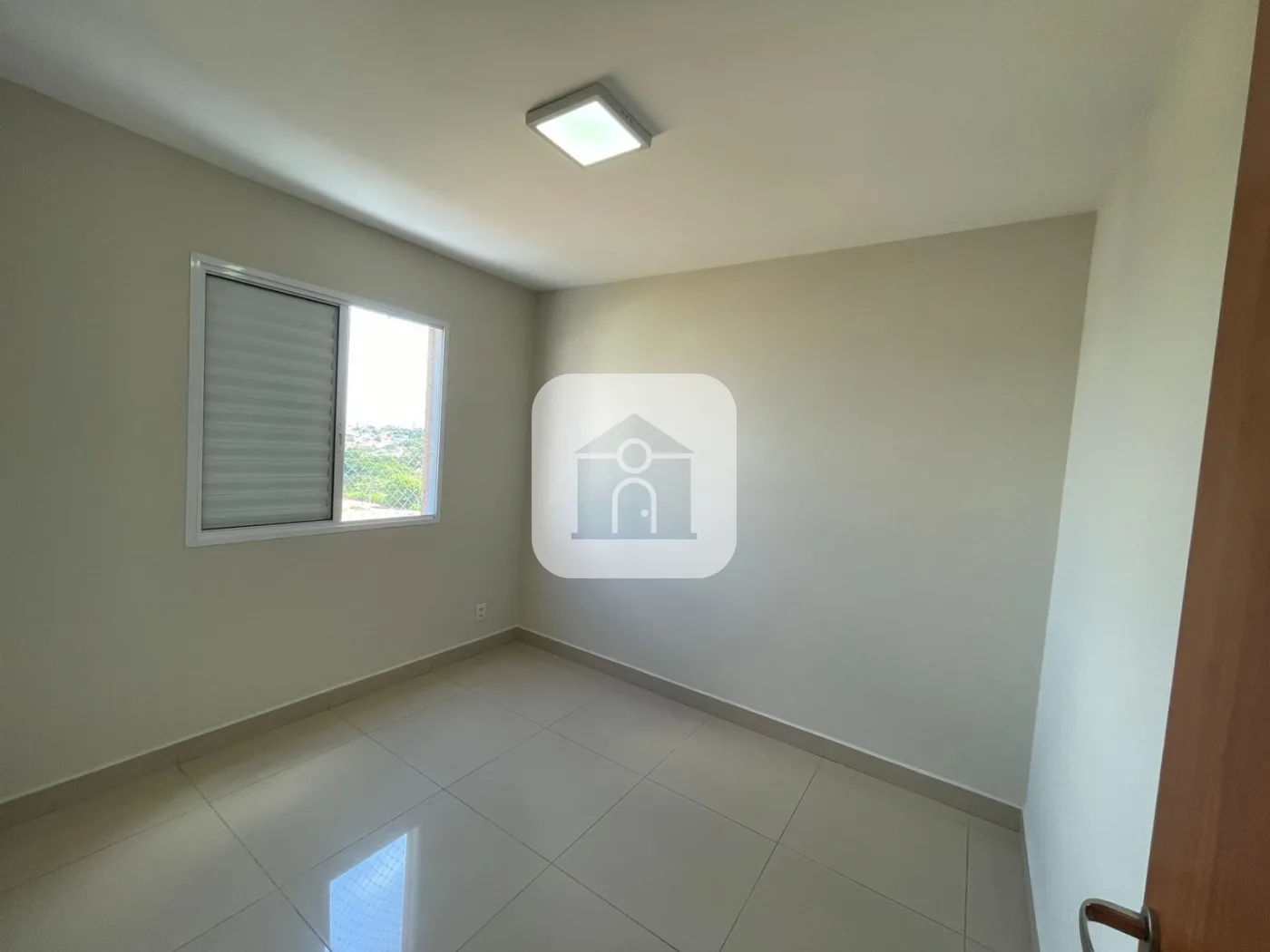 Alugar Apartamento / Padr&atilde;o em Uberl&acirc;ndia R$ 2.400,00 - Foto 8