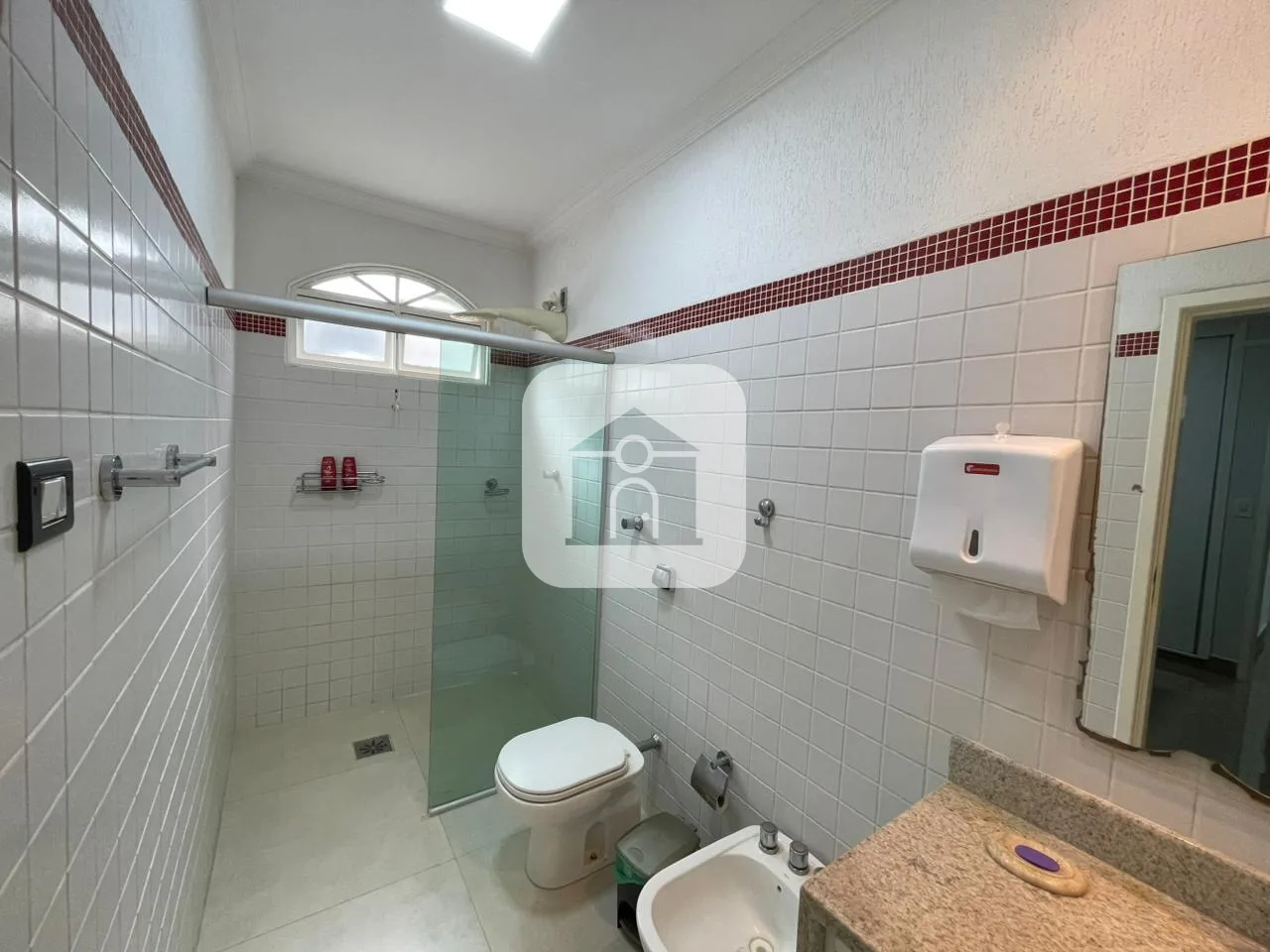 Alugar Comercial / Casa Comercial em Uberl&acirc;ndia R$ 3.400,00 - Foto 7