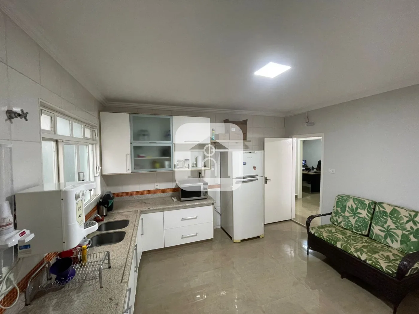 Alugar Comercial / Casa Comercial em Uberl&acirc;ndia R$ 3.400,00 - Foto 12
