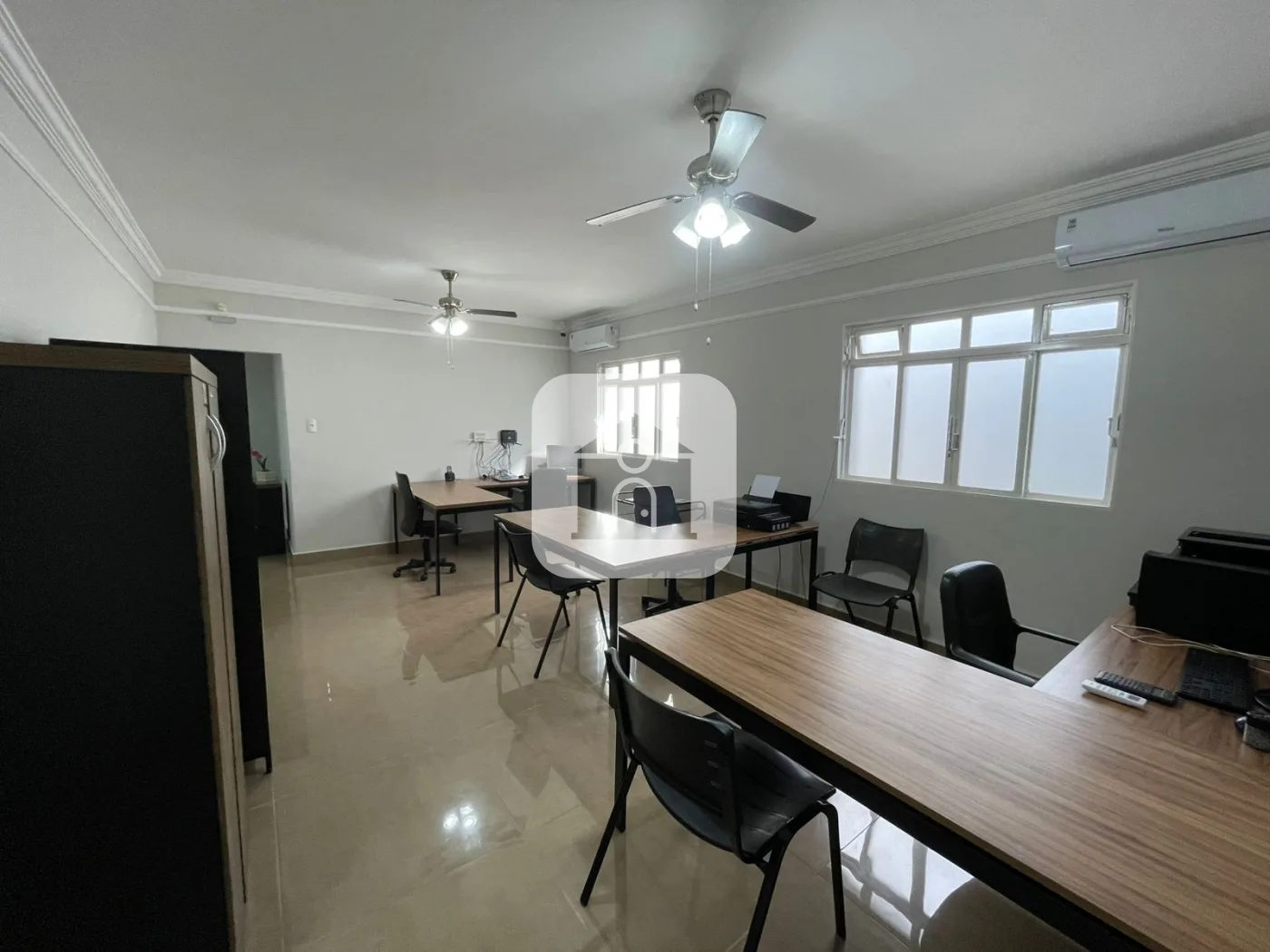 Alugar Comercial / Casa Comercial em Uberl&acirc;ndia R$ 3.400,00 - Foto 13