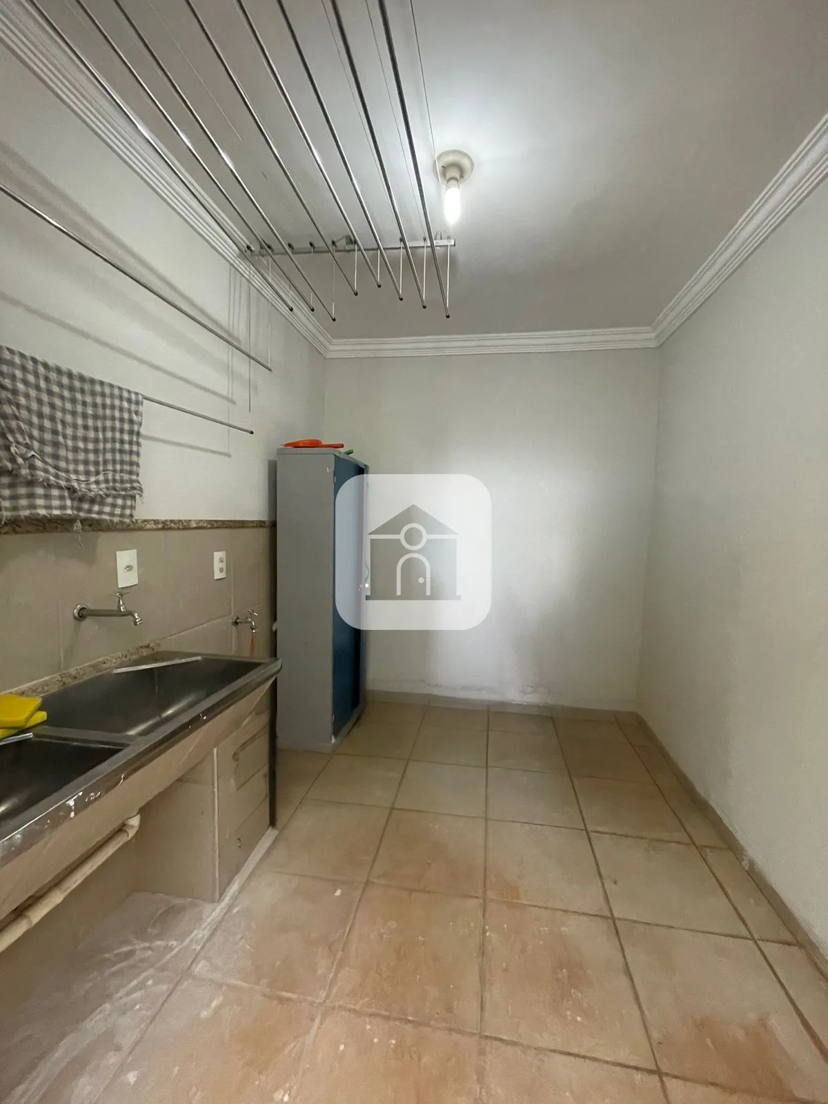 Alugar Apartamento / Quitinete em Uberl&acirc;ndia R$ 1.200,00 - Foto 8