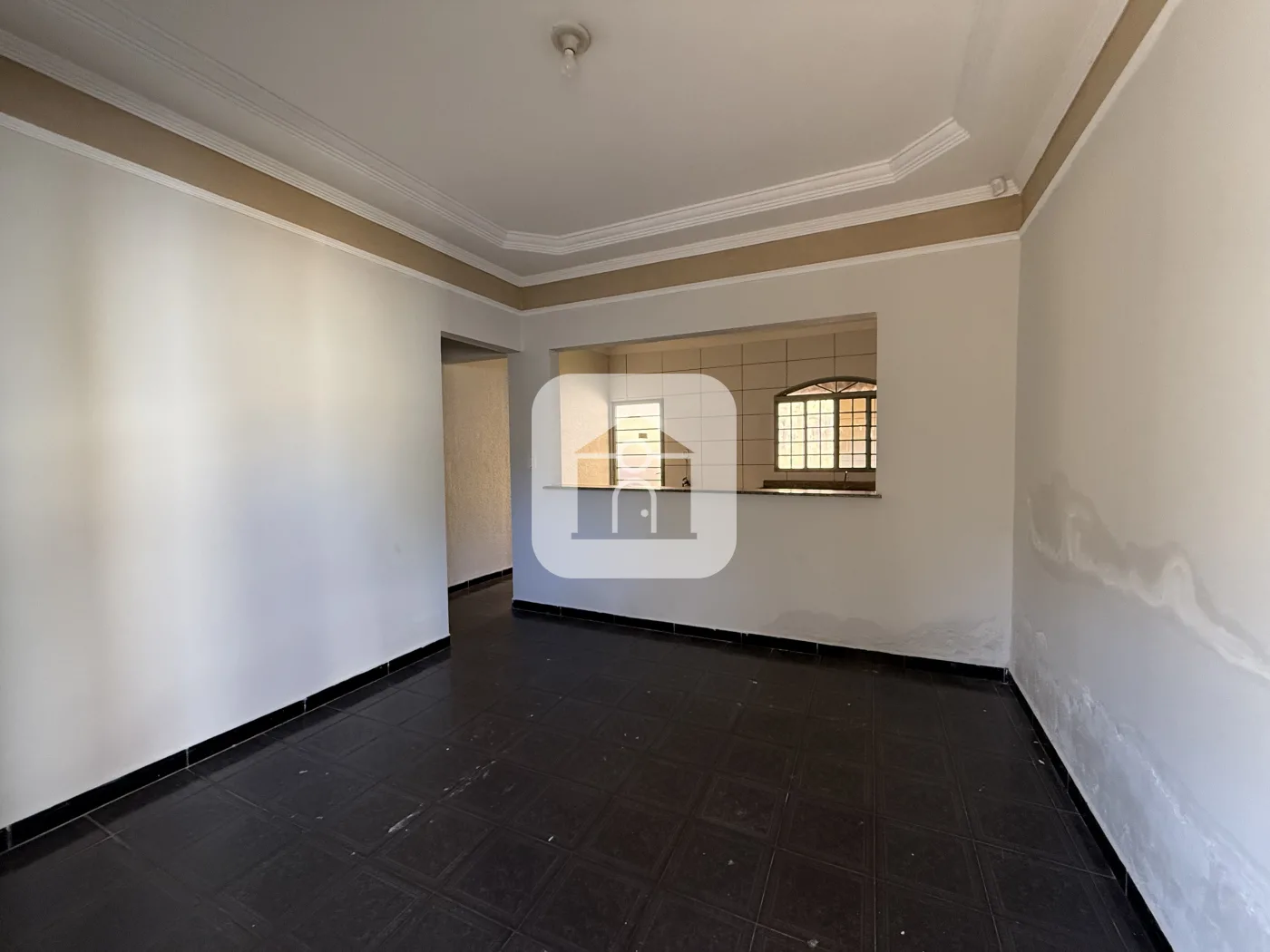 Alugar Casa / Padr&atilde;o em Uberl&acirc;ndia R$ 1.600,00 - Foto 1