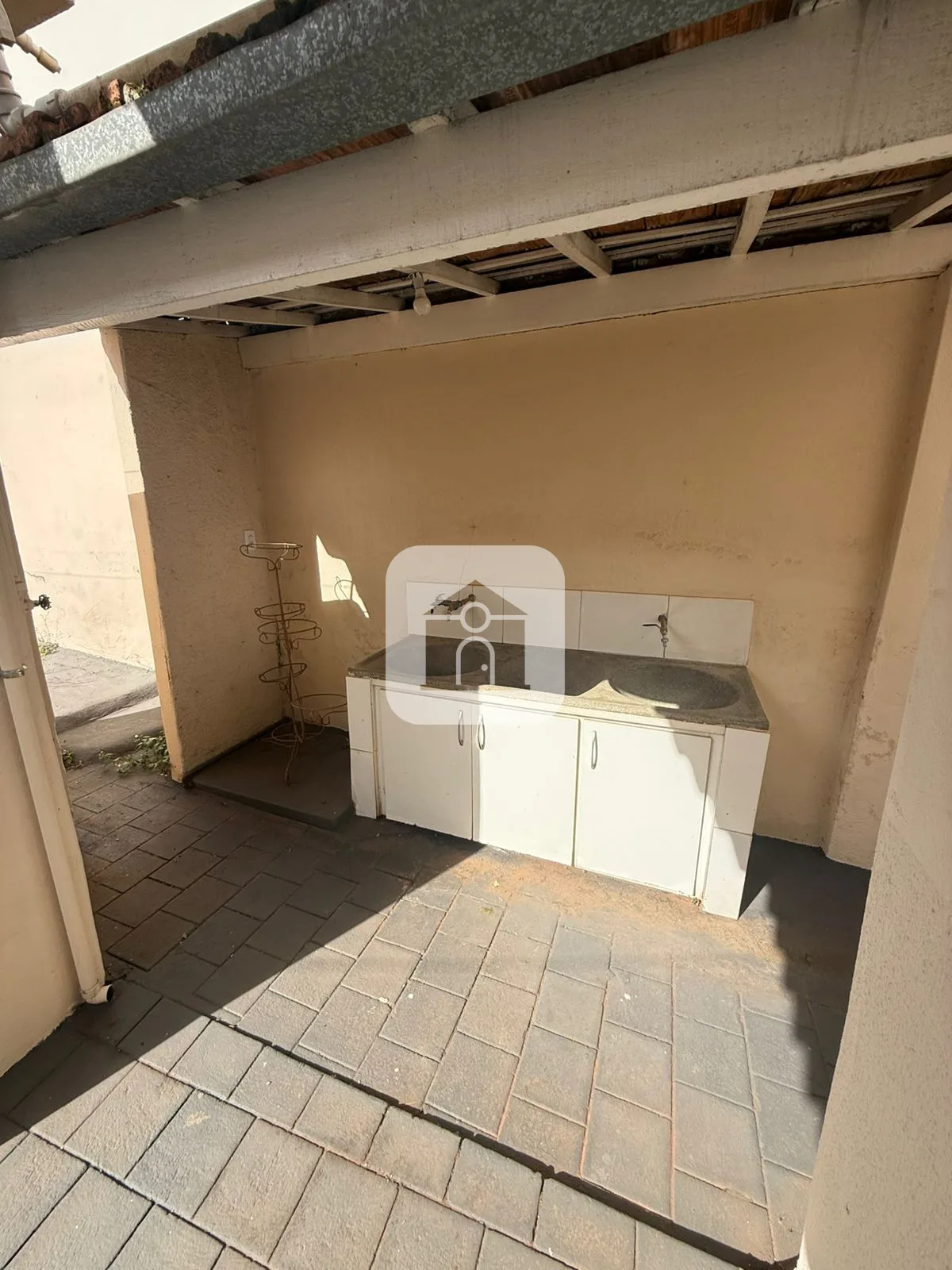 Comprar Casa / Padr&atilde;o em Araguari R$ 375.000,00 - Foto 13