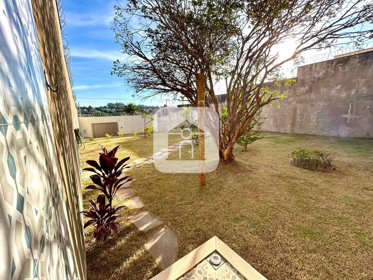 Alugar Terreno / Padr&atilde;o em Uberl&acirc;ndia R$ 1.700,00 - Foto 4