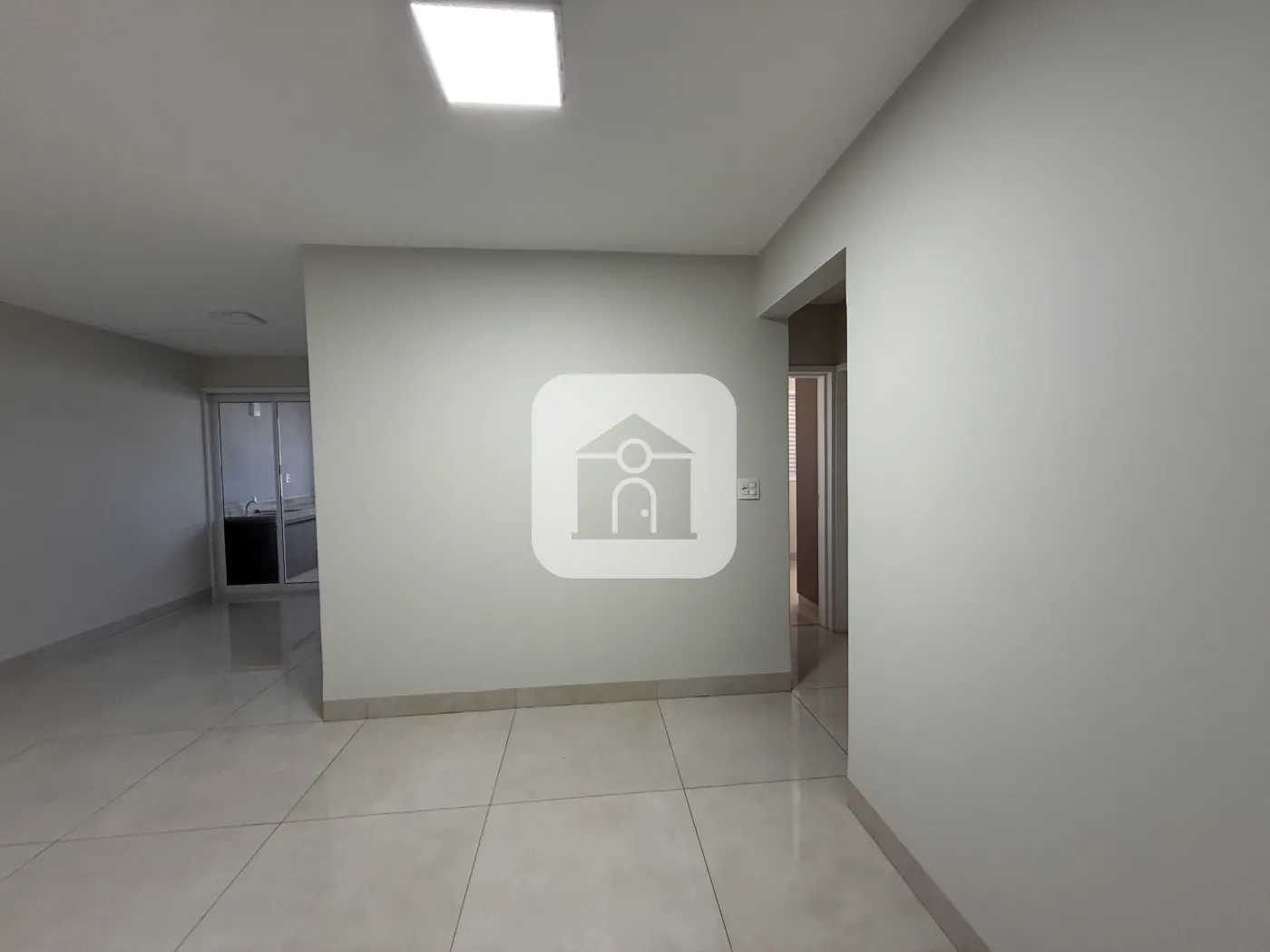 Alugar Apartamento / Padr&atilde;o em Uberl&acirc;ndia R$ 3.400,00 - Foto 2