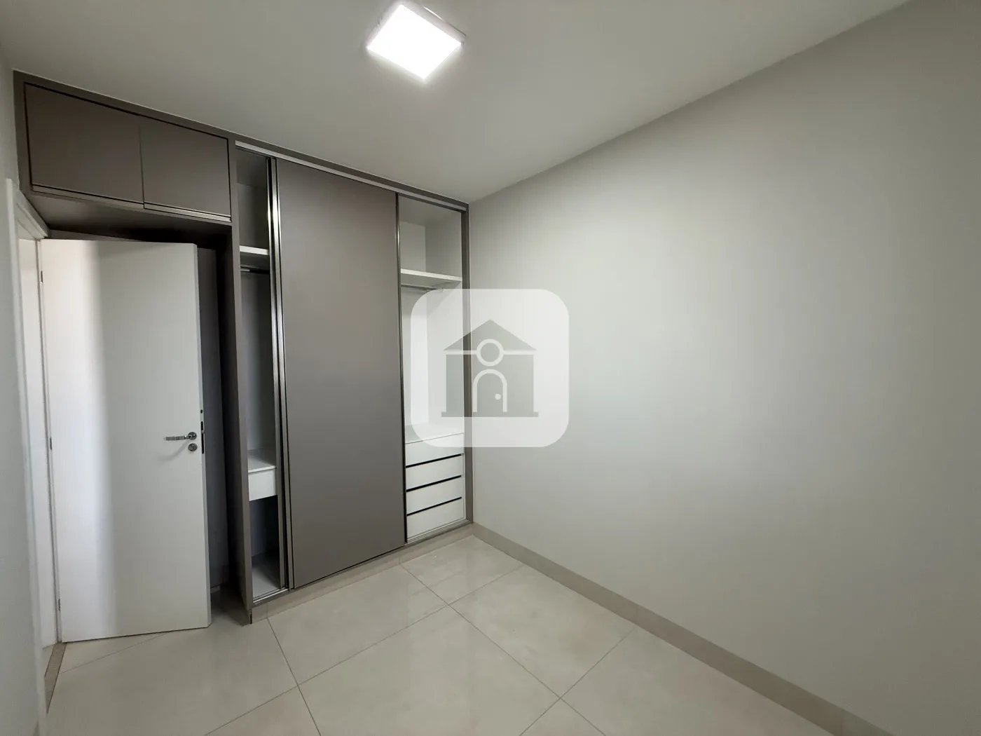 Alugar Apartamento / Padr&atilde;o em Uberl&acirc;ndia R$ 3.400,00 - Foto 7