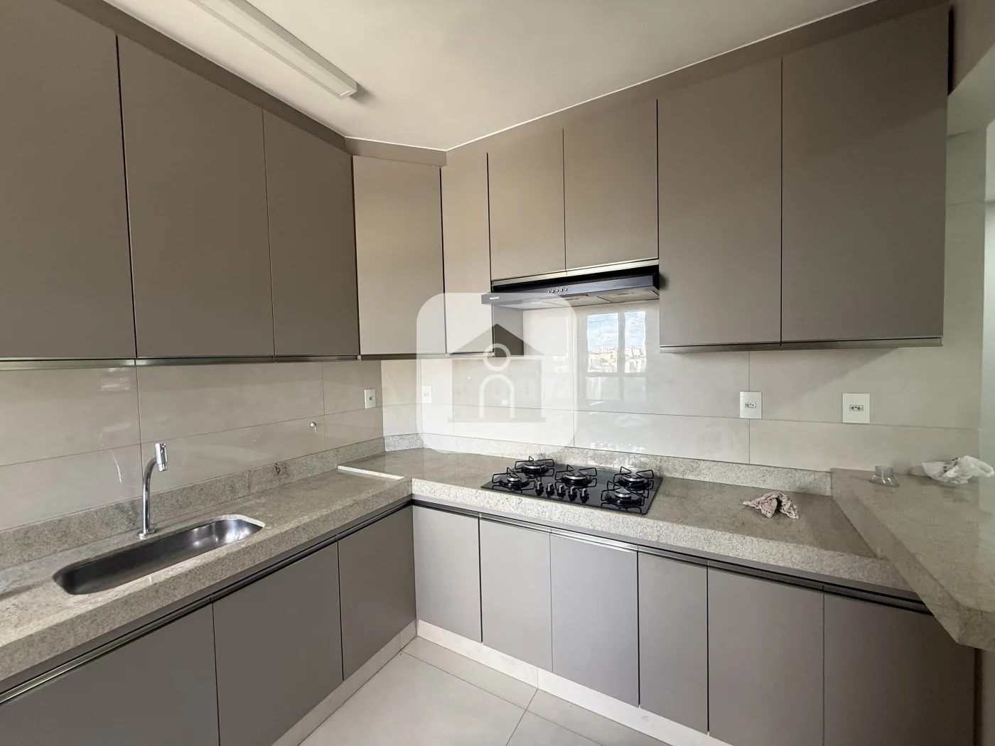 Alugar Apartamento / Padr&atilde;o em Uberl&acirc;ndia R$ 3.400,00 - Foto 10