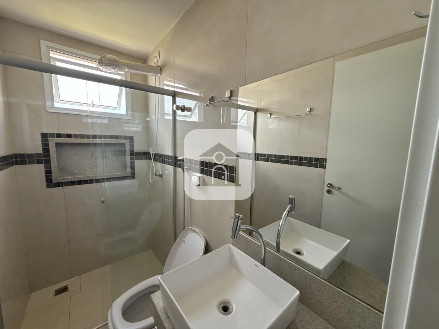 Alugar Apartamento / Padr&atilde;o em Uberl&acirc;ndia R$ 3.400,00 - Foto 18