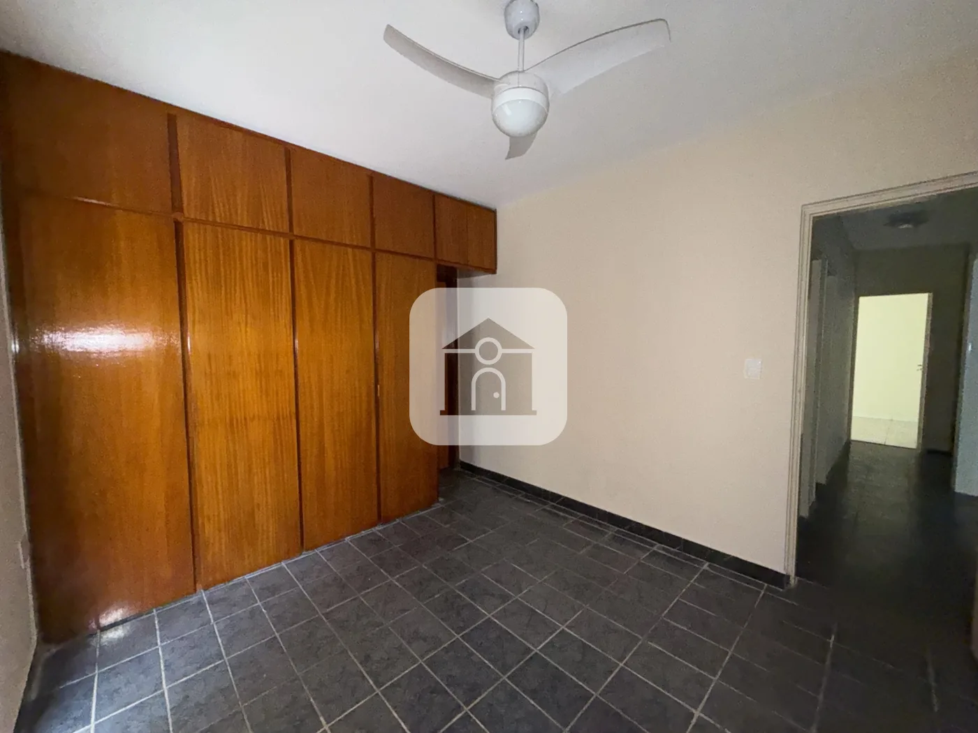Alugar Casa / Padr&atilde;o em Uberl&acirc;ndia R$ 3.000,00 - Foto 3