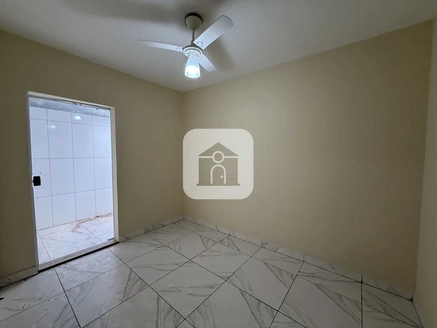 Alugar Casa / Padr&atilde;o em Uberl&acirc;ndia R$ 3.000,00 - Foto 7