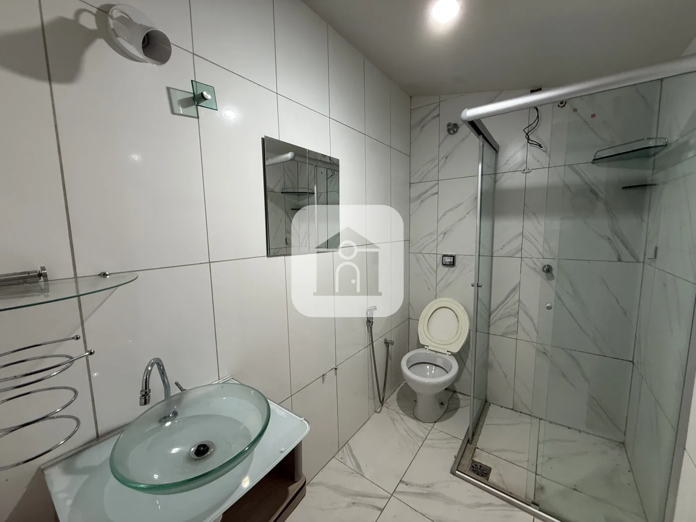 Alugar Casa / Padr&atilde;o em Uberl&acirc;ndia R$ 3.000,00 - Foto 8