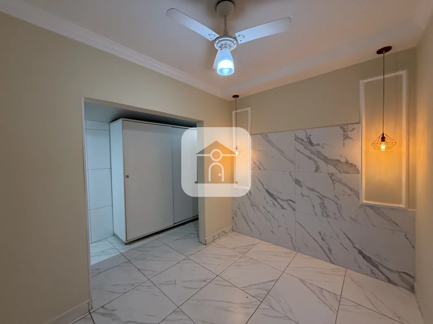 Alugar Casa / Padr&atilde;o em Uberl&acirc;ndia R$ 3.000,00 - Foto 10