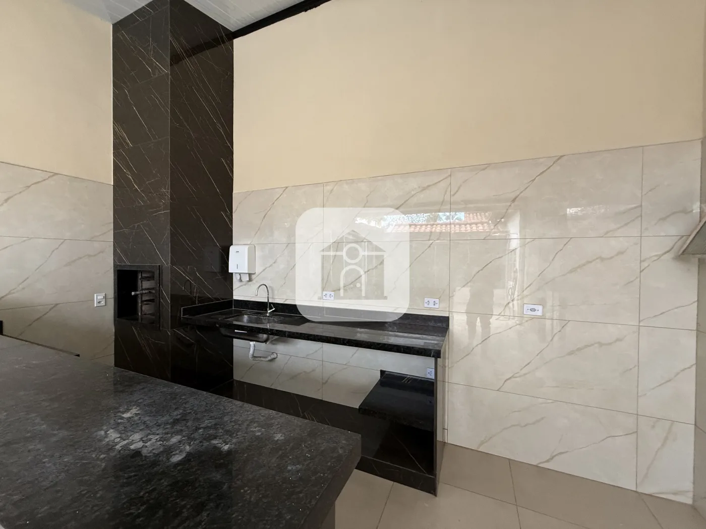 Alugar Casa / Padr&atilde;o em Uberl&acirc;ndia R$ 3.000,00 - Foto 25