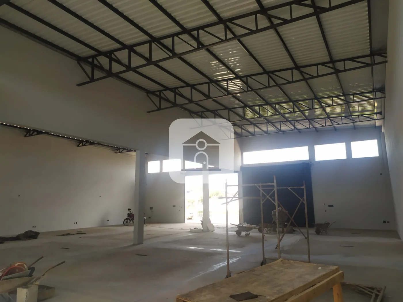 Alugar Comercial / Galp&atilde;o em Uberl&acirc;ndia R$ 18.000,00 - Foto 4