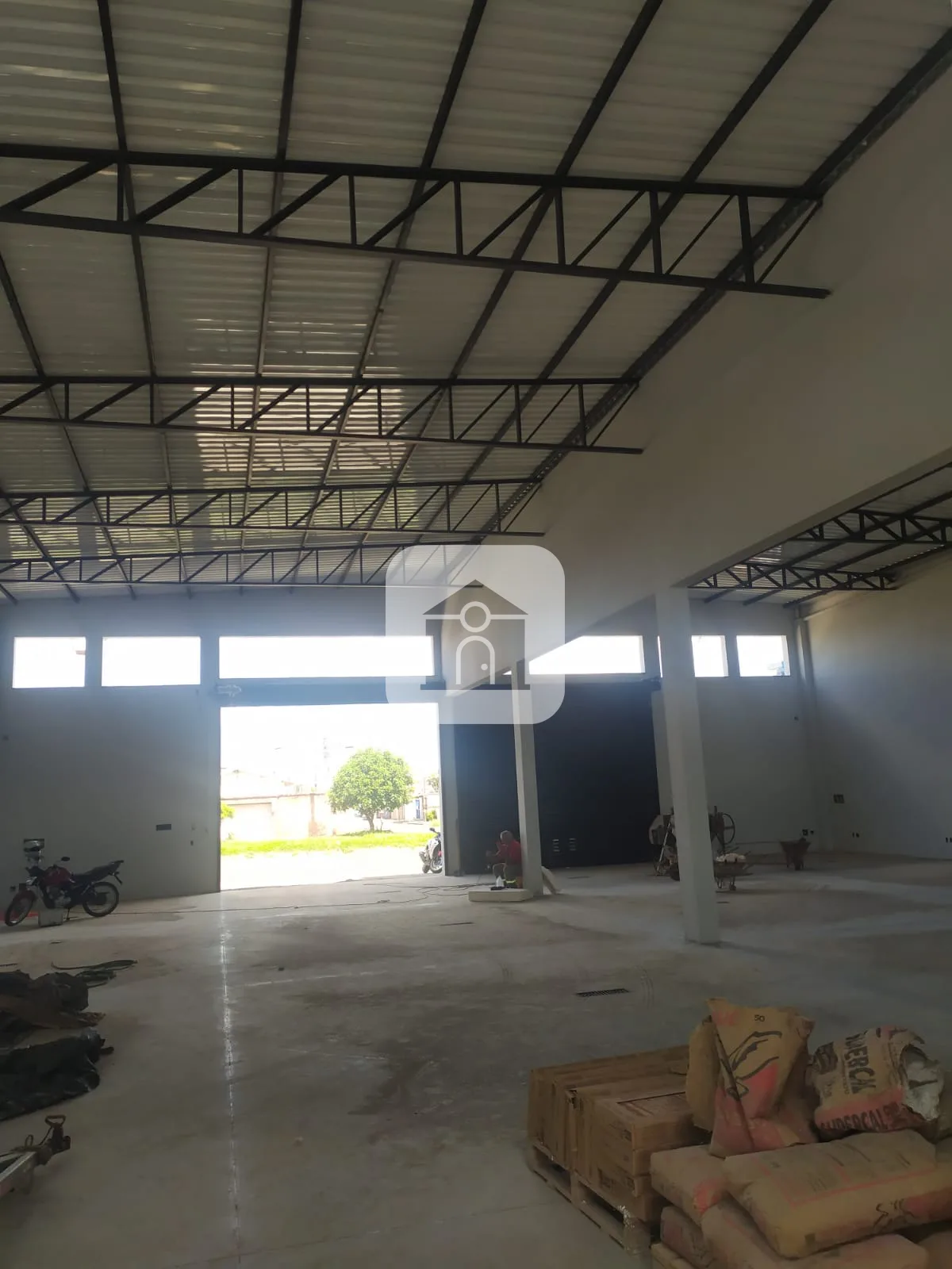 Alugar Comercial / Galp&atilde;o em Uberl&acirc;ndia R$ 18.000,00 - Foto 5