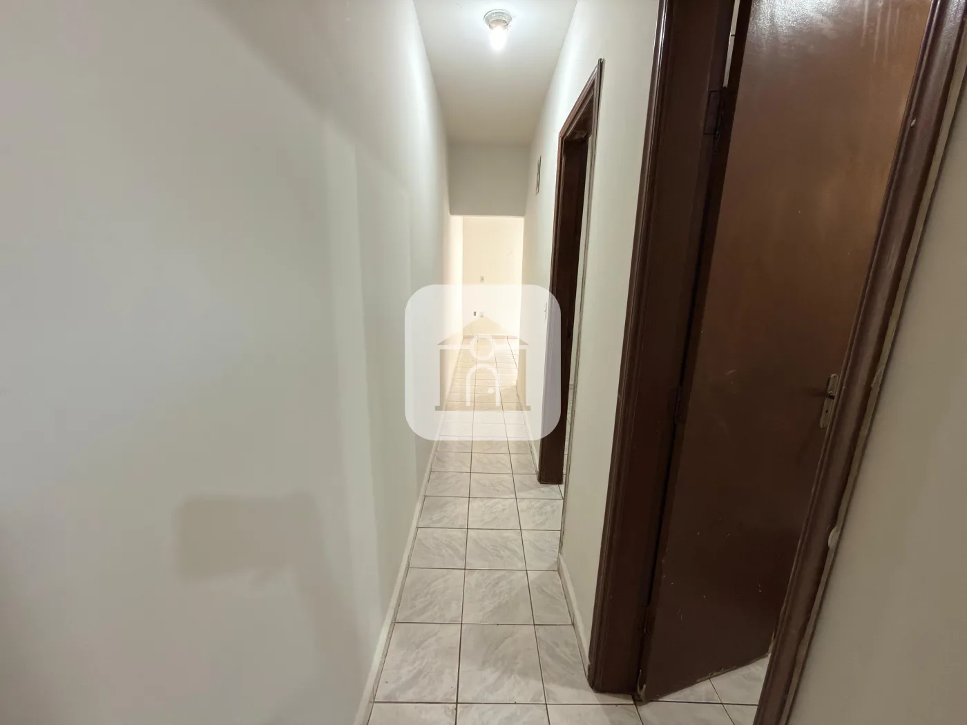 Alugar Casa / Padr&atilde;o em Uberl&acirc;ndia R$ 1.600,00 - Foto 8