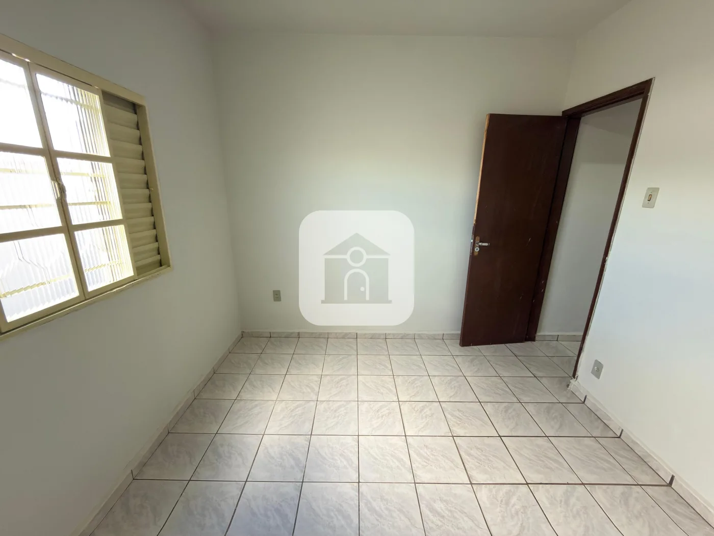 Alugar Casa / Padr&atilde;o em Uberl&acirc;ndia R$ 1.600,00 - Foto 12