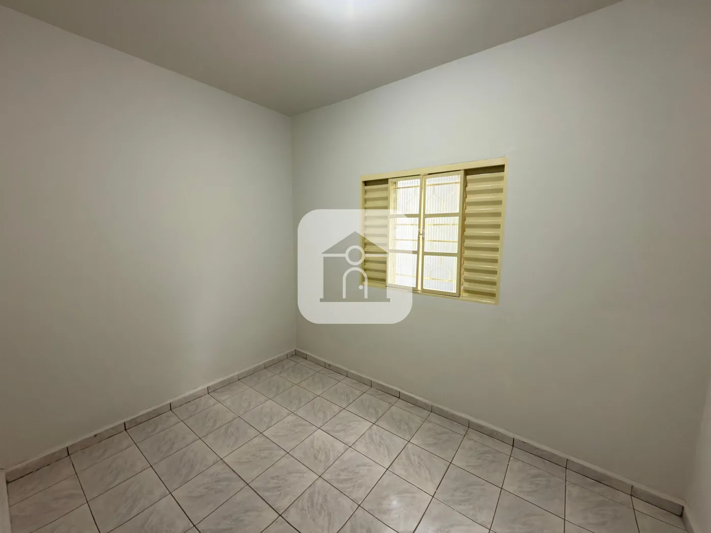 Alugar Casa / Padr&atilde;o em Uberl&acirc;ndia R$ 1.600,00 - Foto 16