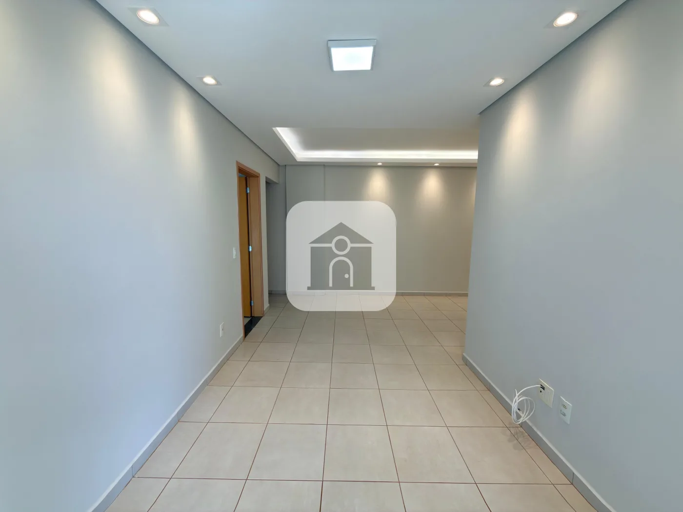 Alugar Apartamento / Padr&atilde;o em Uberl&acirc;ndia R$ 2.800,00 - Foto 3