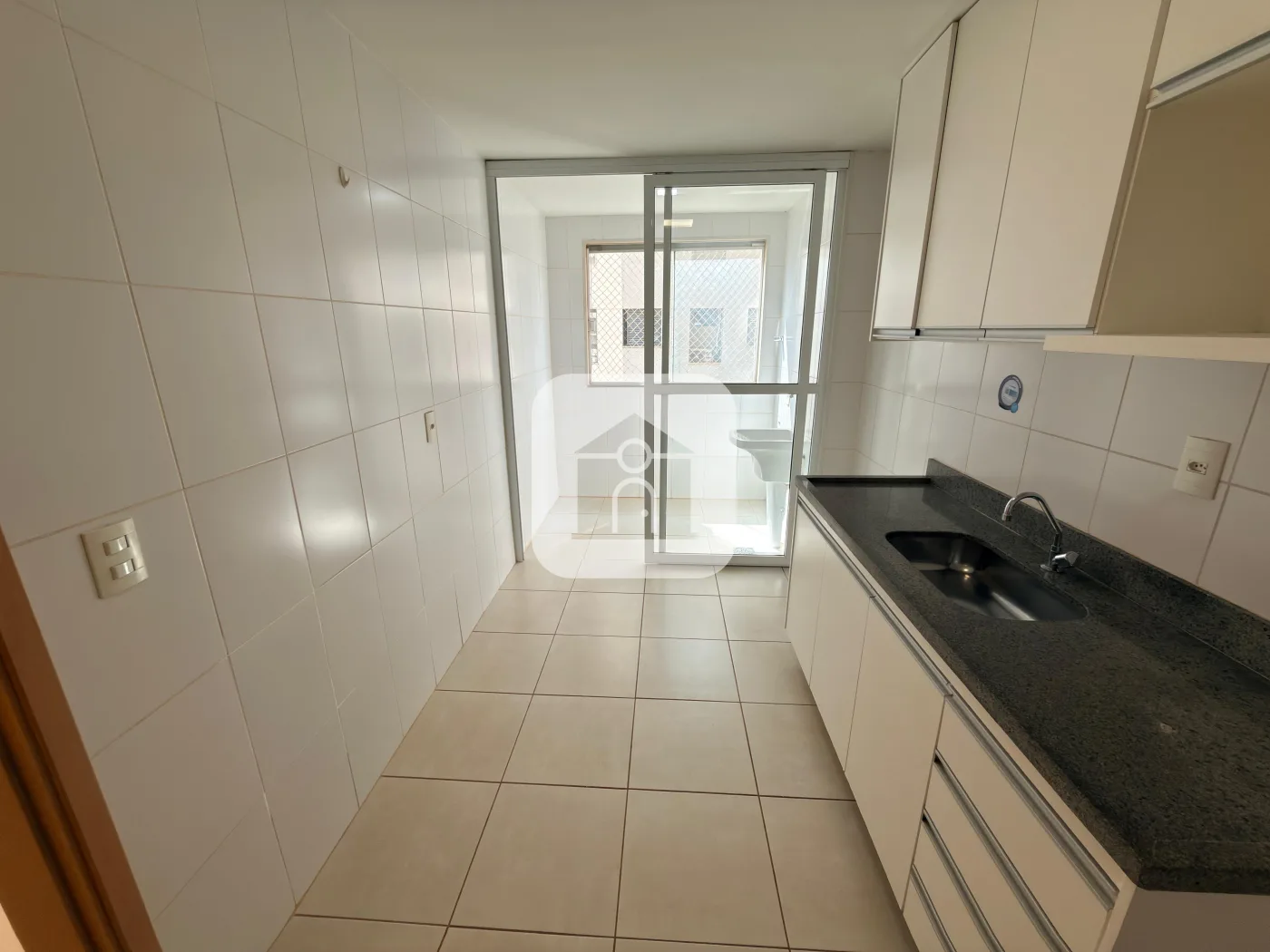 Alugar Apartamento / Padr&atilde;o em Uberl&acirc;ndia R$ 2.800,00 - Foto 6