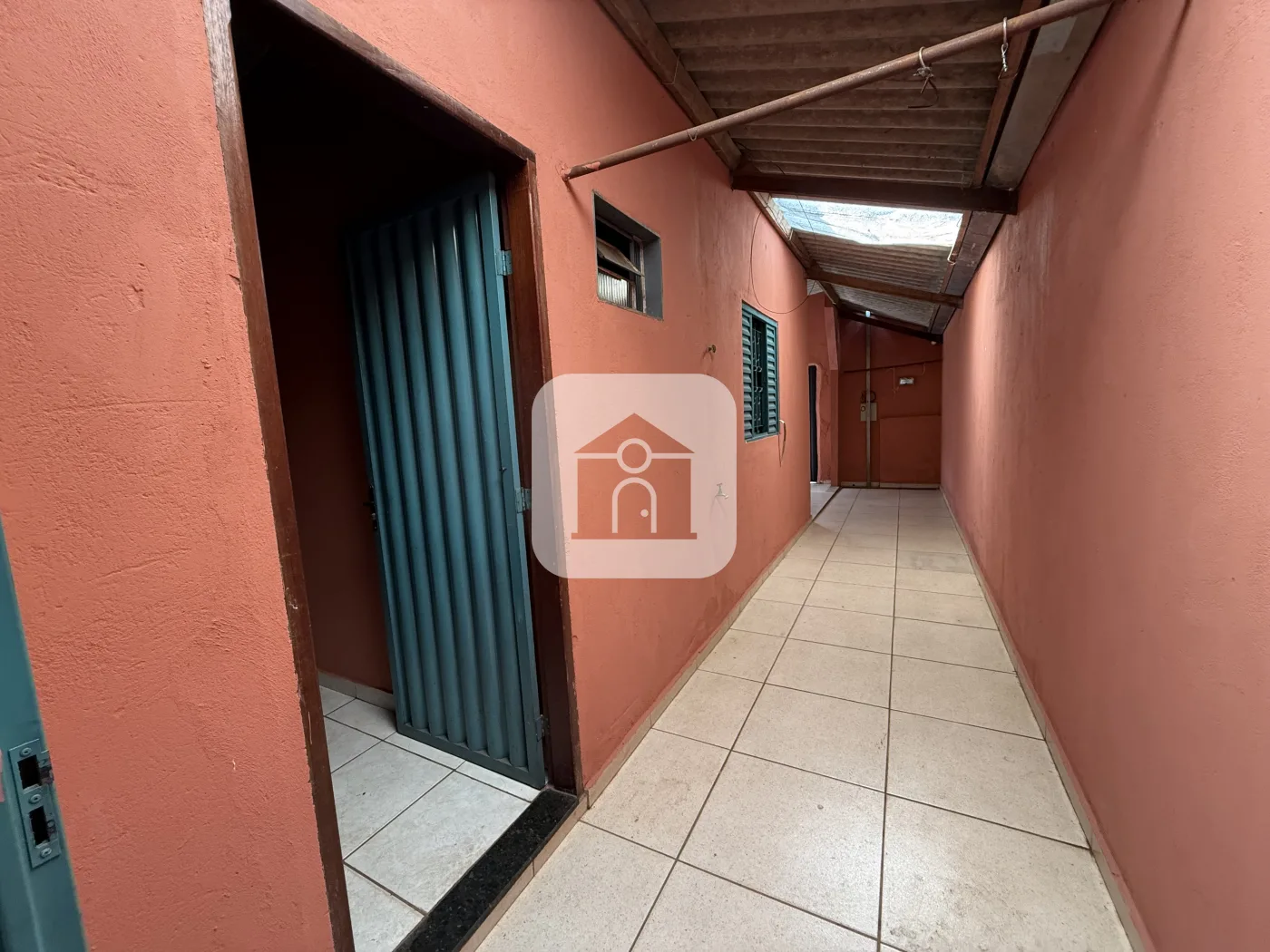 Alugar Casa / Padr&atilde;o em Uberl&acirc;ndia R$ 1.200,00 - Foto 11