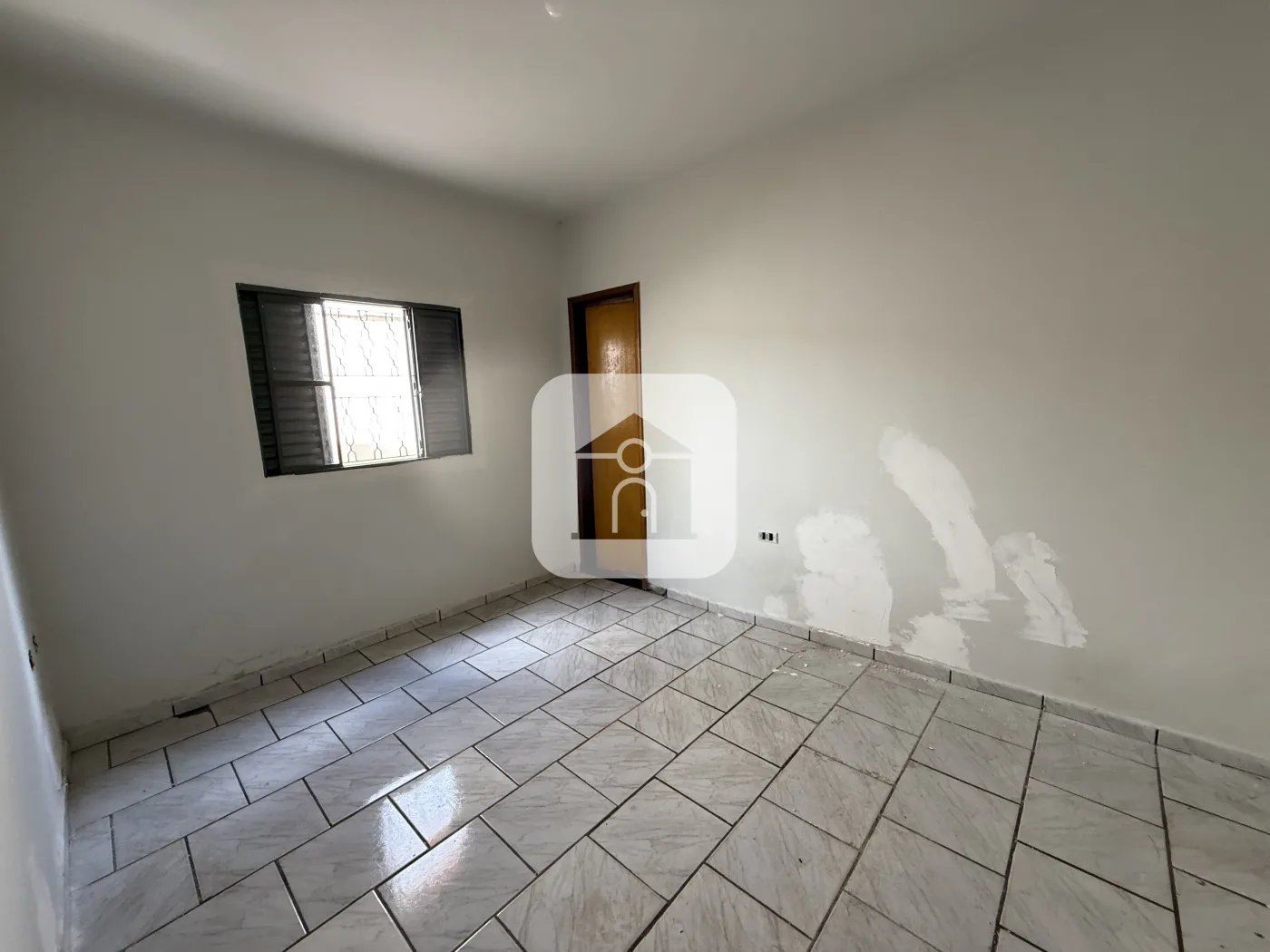 Alugar Casa / Padr&atilde;o em Uberl&acirc;ndia R$ 2.500,00 - Foto 1