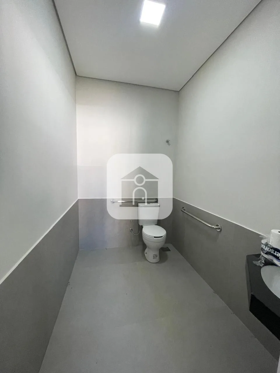 Alugar Comercial / Sala Comercial Condom&iacute;nio em Uberl&acirc;ndia R$ 2.200,00 - Foto 4
