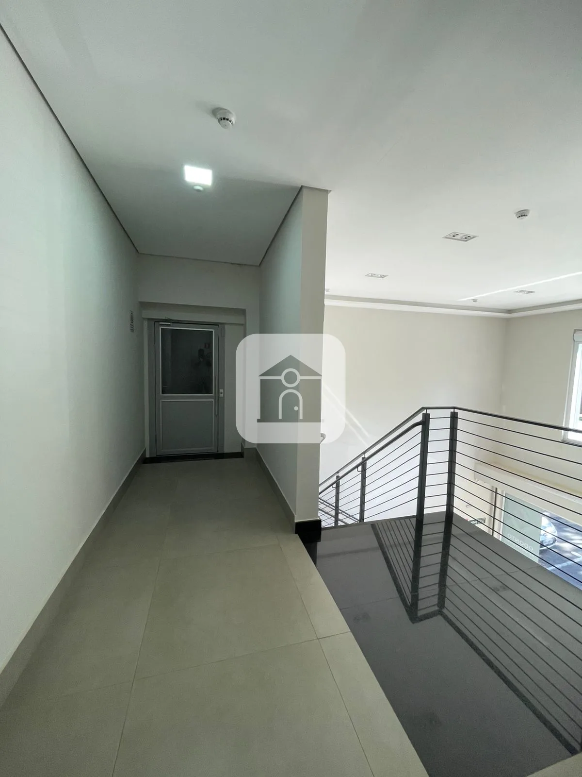 Alugar Comercial / Sala Comercial Condom&iacute;nio em Uberl&acirc;ndia R$ 2.200,00 - Foto 7