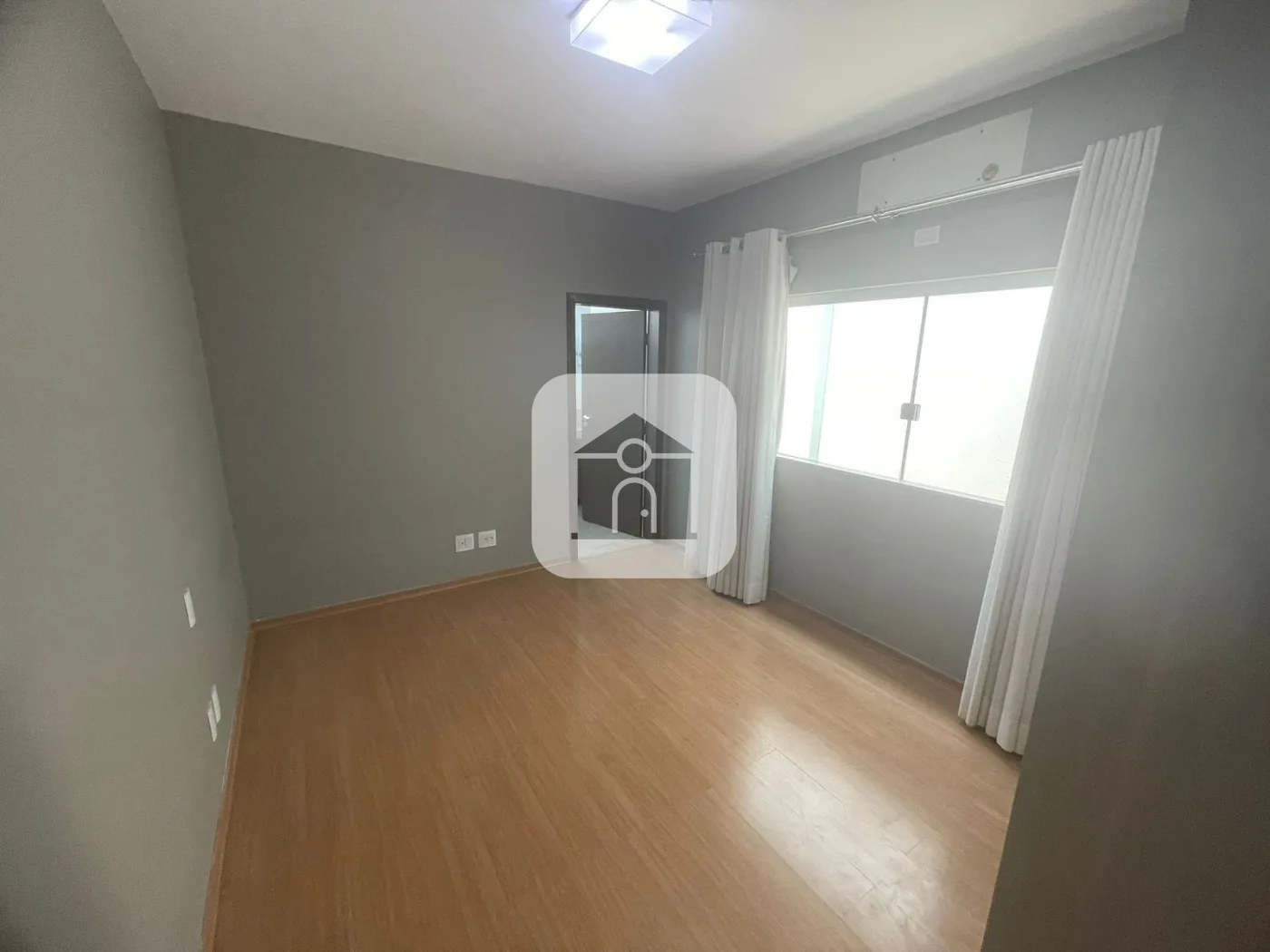 Alugar Casa / Padr&atilde;o em Uberl&acirc;ndia R$ 5.000,00 - Foto 10