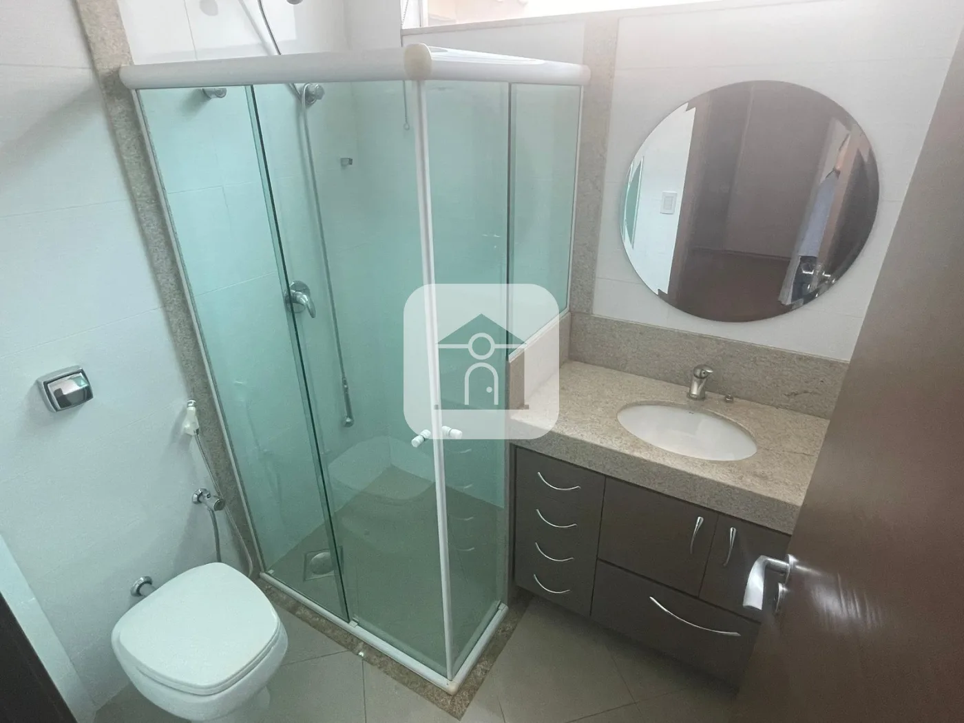 Alugar Casa / Padr&atilde;o em Uberl&acirc;ndia R$ 5.000,00 - Foto 14