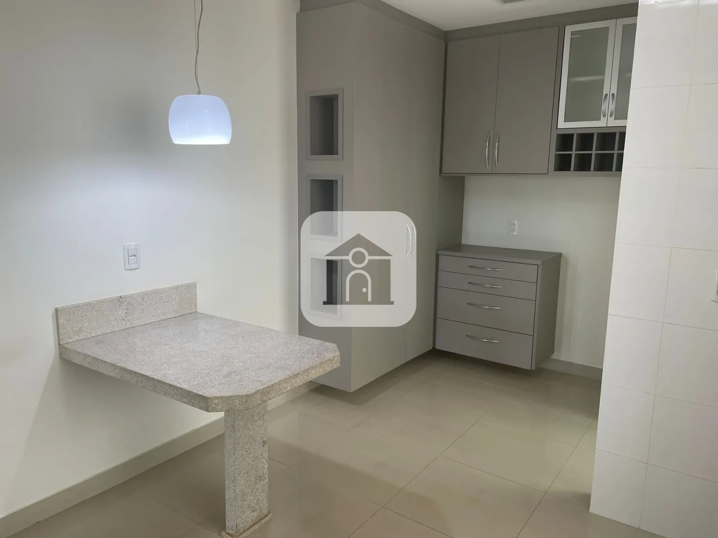 Alugar Casa / Padr&atilde;o em Uberl&acirc;ndia R$ 5.000,00 - Foto 18