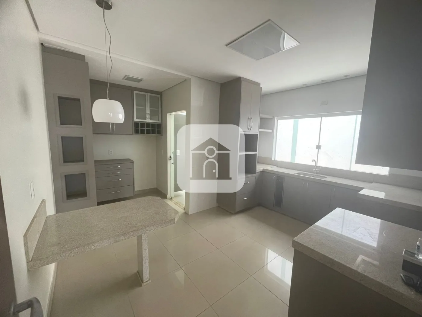 Alugar Casa / Padr&atilde;o em Uberl&acirc;ndia R$ 5.000,00 - Foto 30