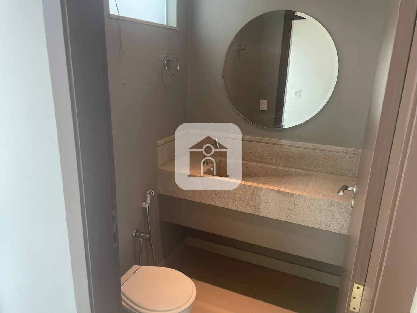 Alugar Casa / Padr&atilde;o em Uberl&acirc;ndia R$ 5.000,00 - Foto 35