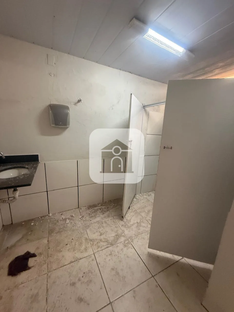 Alugar Comercial / Loja em Uberl&acirc;ndia R$ 6.900,00 - Foto 7