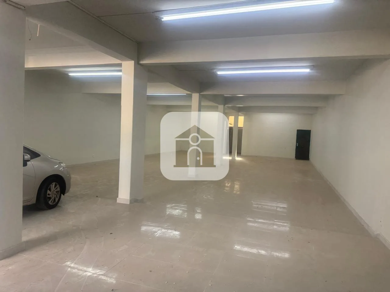 Alugar Comercial / Loja em Uberl&acirc;ndia R$ 6.900,00 - Foto 3