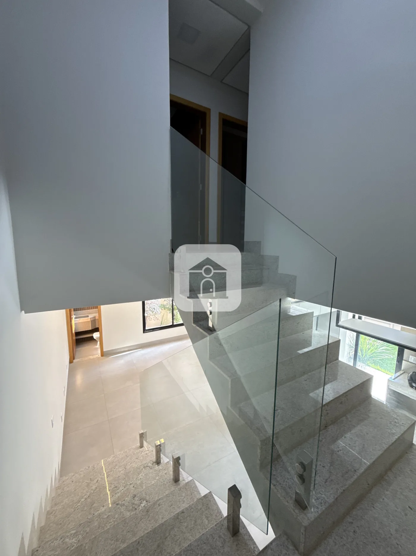 Alugar Casa / Sobrado em Uberl&acirc;ndia R$ 3.800,00 - Foto 5