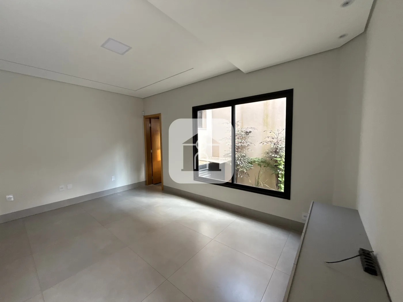 Alugar Casa / Sobrado em Uberl&acirc;ndia R$ 3.800,00 - Foto 17