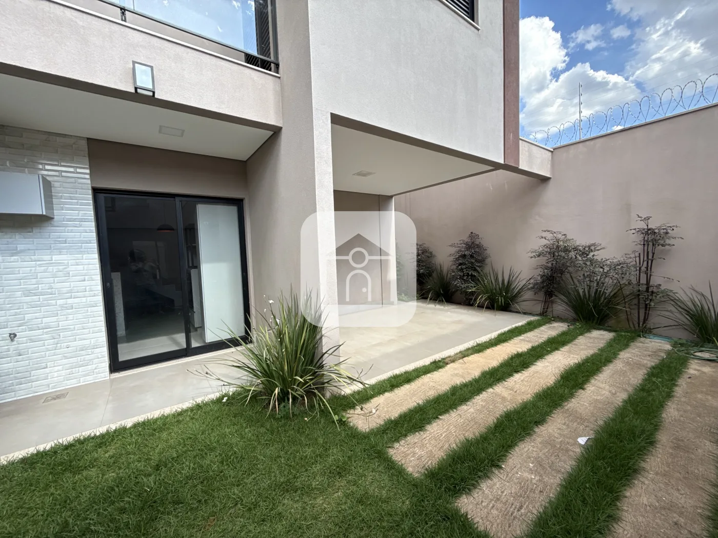 Alugar Casa / Sobrado em Uberl&acirc;ndia R$ 3.800,00 - Foto 20