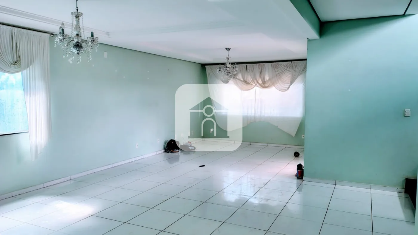 Alugar Casa / Sobrado em Uberl&acirc;ndia R$ 7.000,00 - Foto 1