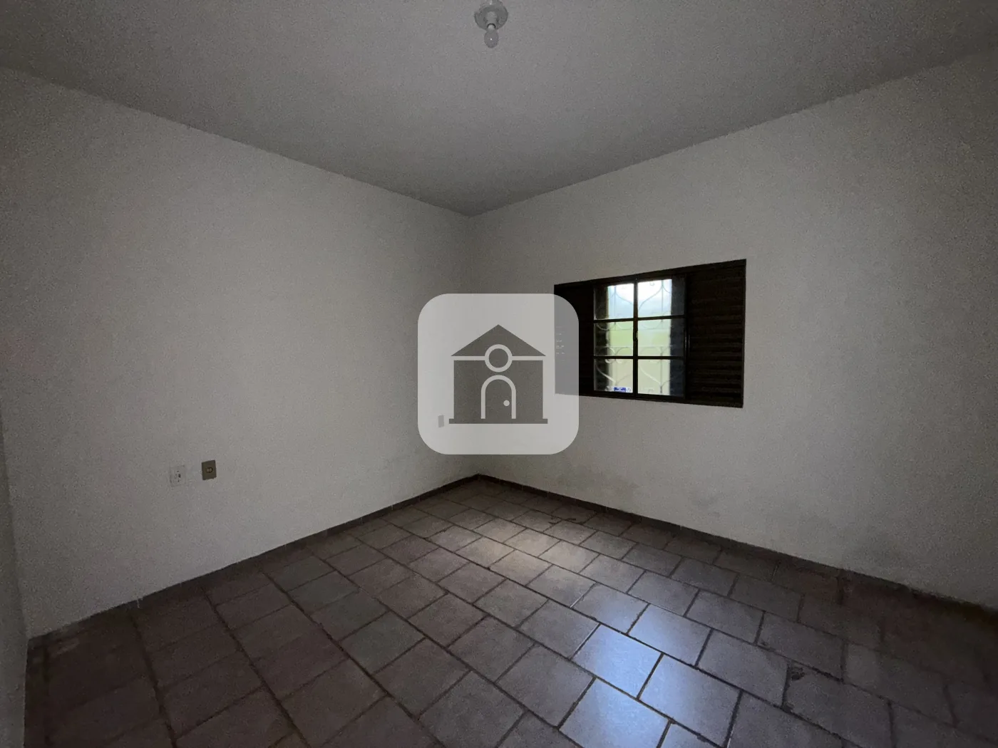 Alugar Casa / Padr&atilde;o em Uberl&acirc;ndia R$ 2.200,00 - Foto 5