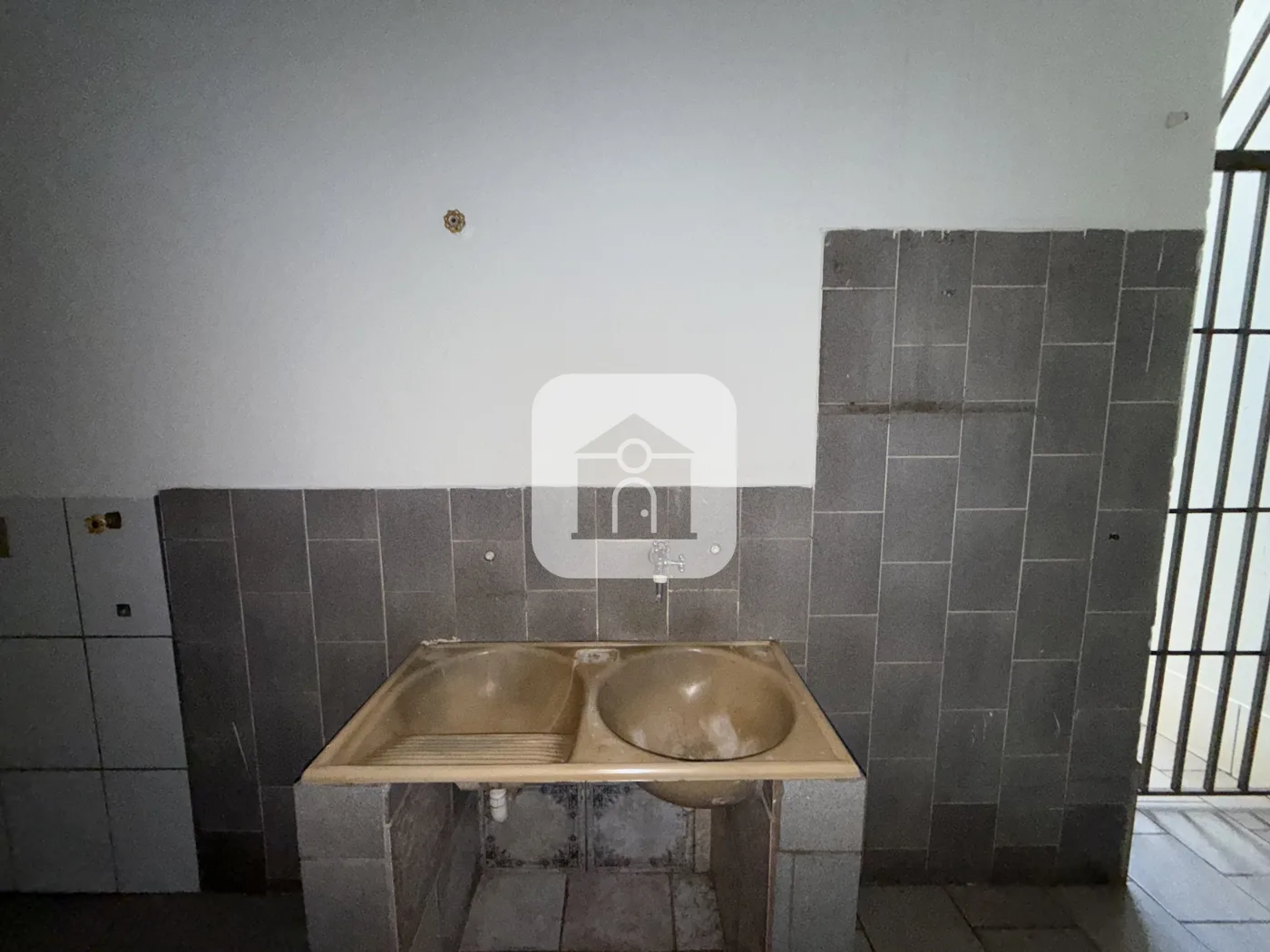 Alugar Casa / Padr&atilde;o em Uberl&acirc;ndia R$ 2.200,00 - Foto 14