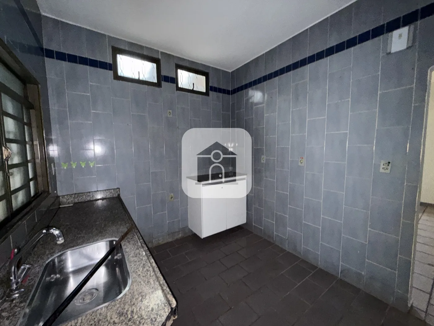 Alugar Casa / Padr&atilde;o em Uberl&acirc;ndia R$ 2.200,00 - Foto 8