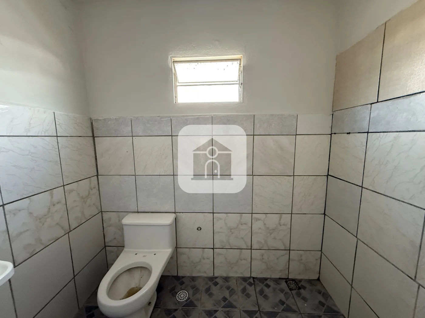 Alugar Casa / Padr&atilde;o em Uberl&acirc;ndia R$ 900,00 - Foto 10